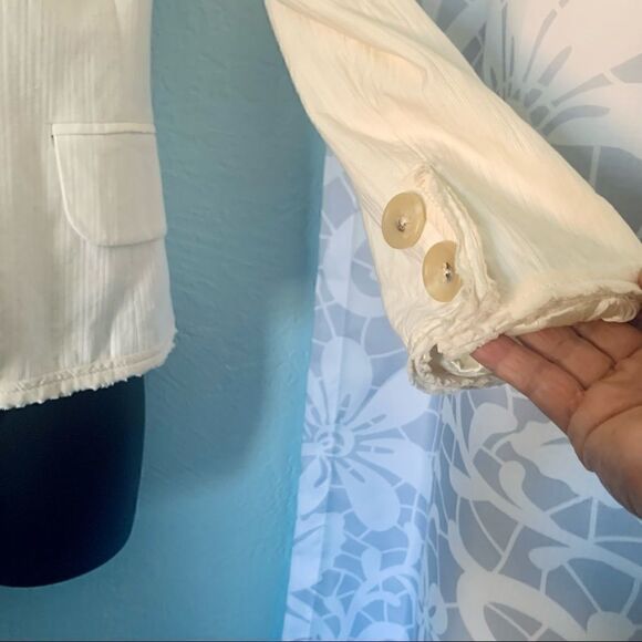 Banana Republic Cream Textured Blazer Size 6 - Picture 4 of 16